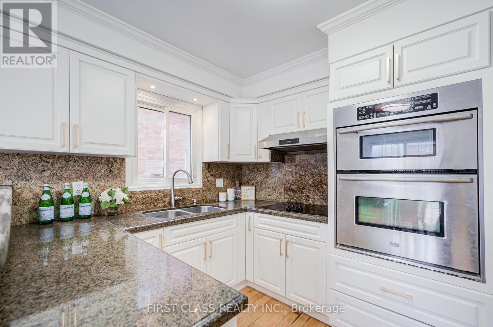 4503 Kimbermount Avenue, Mississauga, Ontario  L5M 4J4 - Photo 15 - W12958164