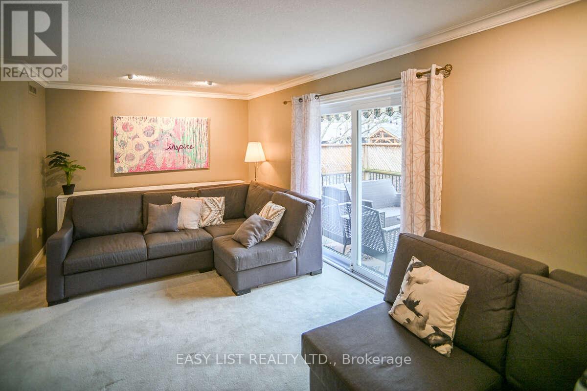 58 Pannell Lane, Strathroy-Caradoc, Ontario  N7G 2C6 - Photo 21 - X12958018