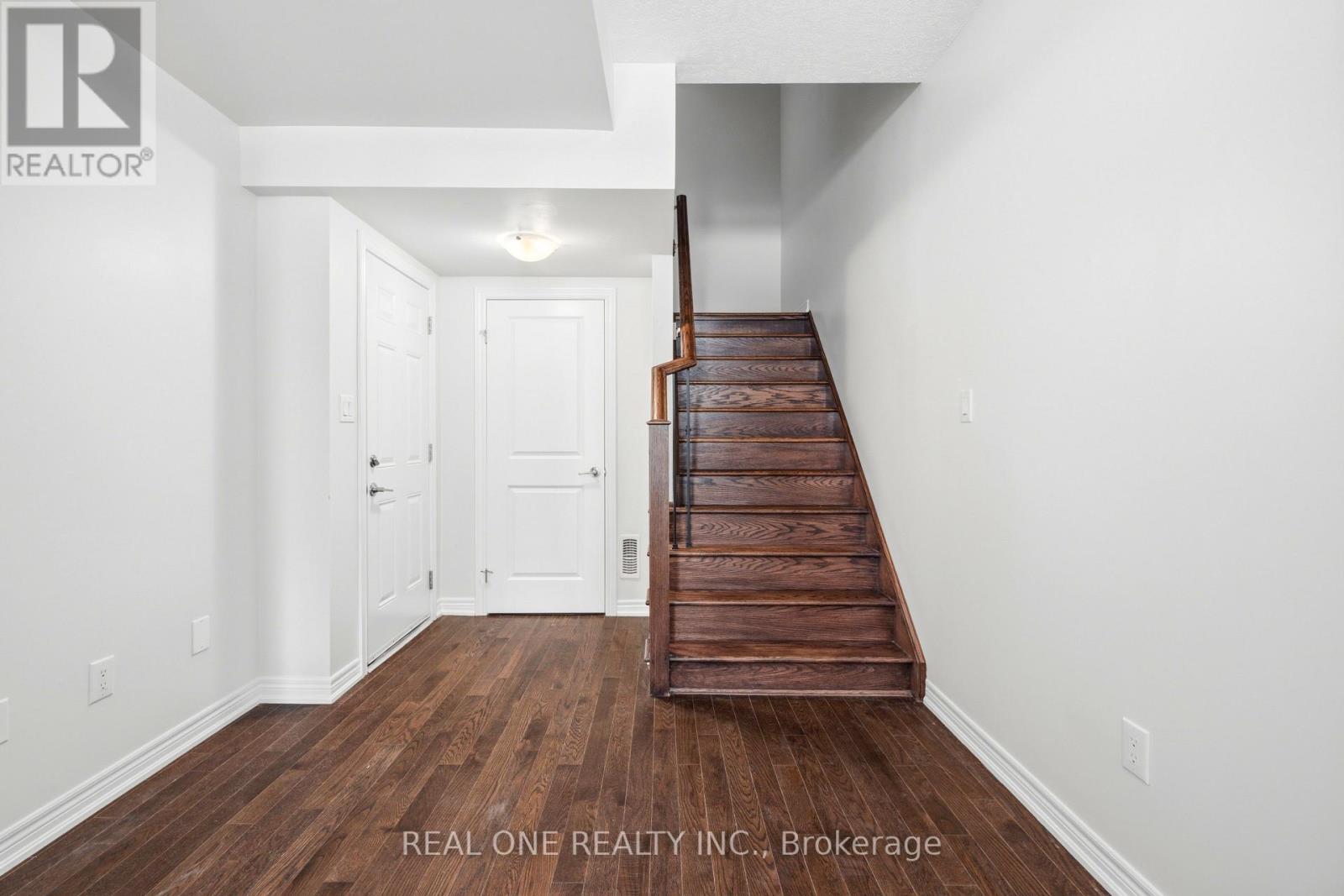 380 Cranbrook Common, Oakville, Ontario  L6H 0P8 - Photo 17 - W12958228