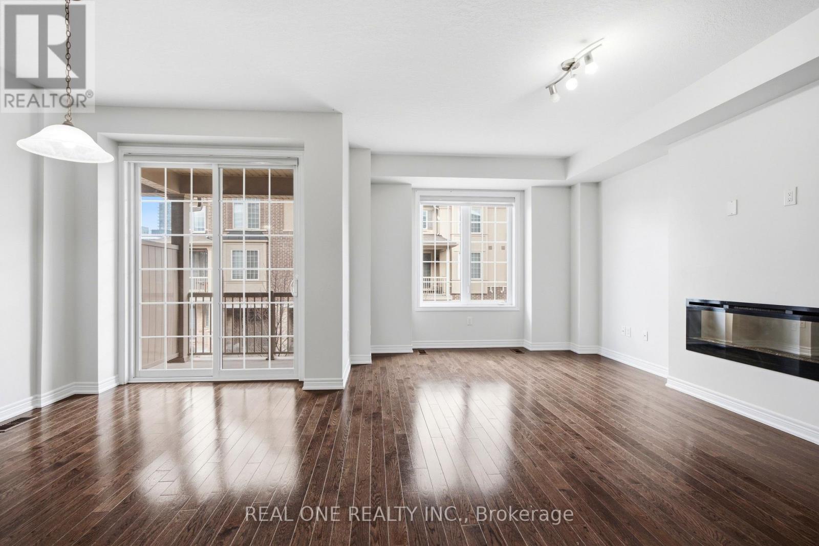 380 Cranbrook Common, Oakville, Ontario  L6H 0P8 - Photo 7 - W12958228