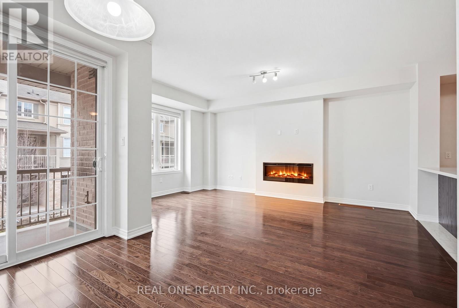 380 Cranbrook Common, Oakville, Ontario  L6H 0P8 - Photo 9 - W12958228