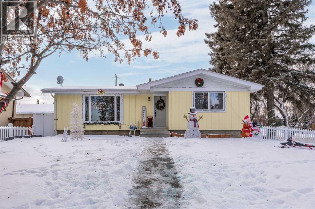 2 Grand Park Crescent, Camrose, Alberta