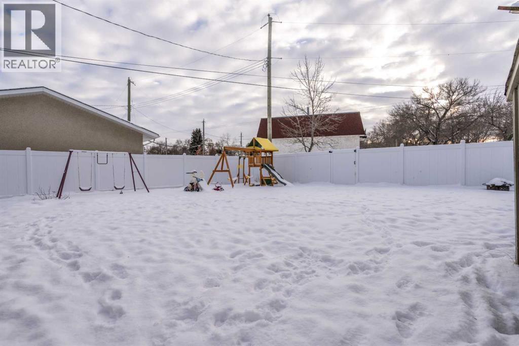 2 Grand Park Crescent, Camrose, Alberta  T4V 2K4 - Photo 27 - A2293653
