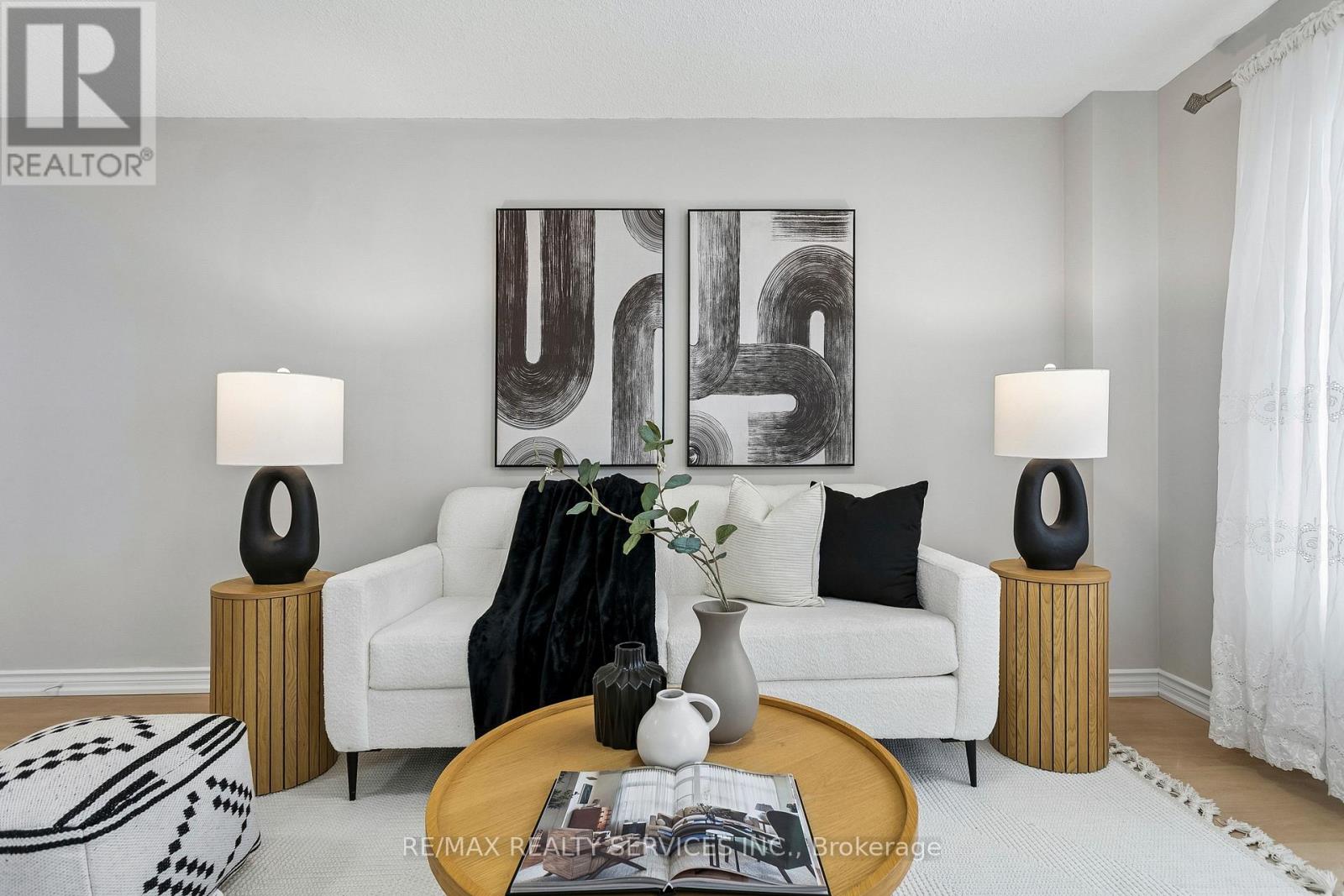 4291 Beacon Lane, Mississauga, Ontario  L5C 3V8 - Photo 19 - W12957560