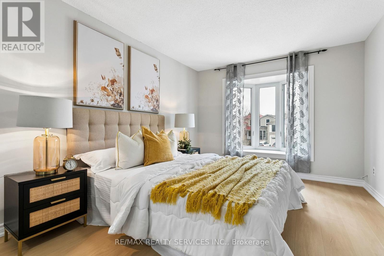 4291 Beacon Lane, Mississauga, Ontario  L5C 3V8 - Photo 34 - W12957560