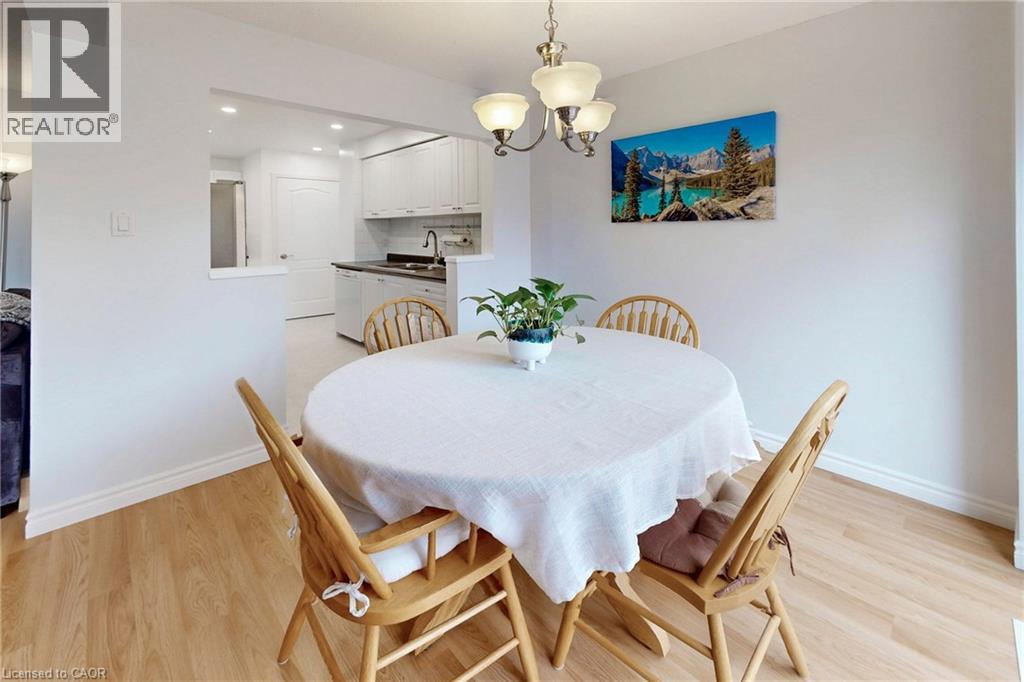 3489 Woodhurst Crescent, Mississauga, Ontario  L5L 1N3 - Photo 10 - 40817683