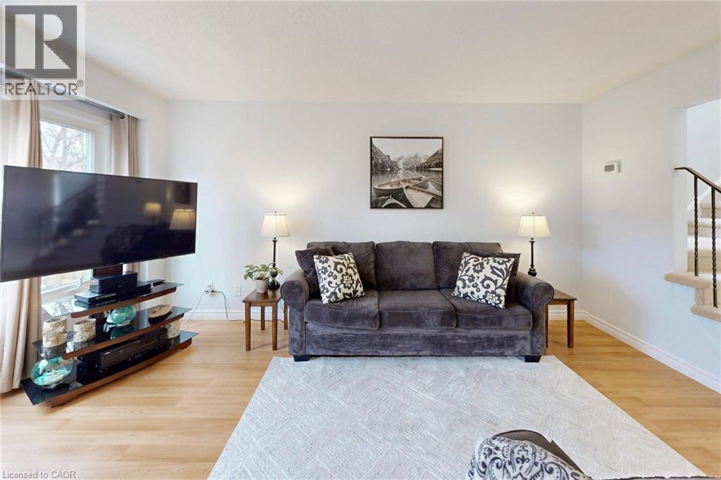 3489 Woodhurst Crescent, Mississauga, Ontario  L5L 1N3 - Photo 7 - 40817683