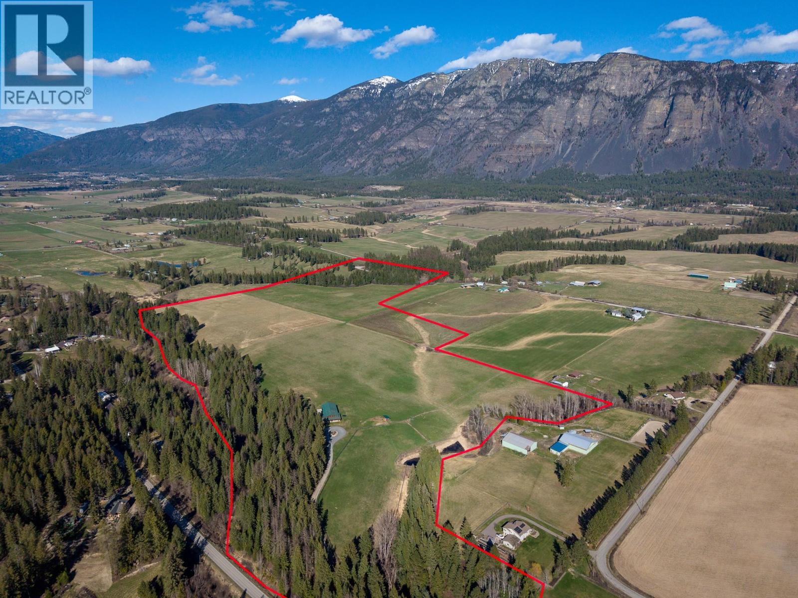 819 & 822 Sinclair Road, Creston, British Columbia  V0B 1G2 - Photo 8 - 10382022