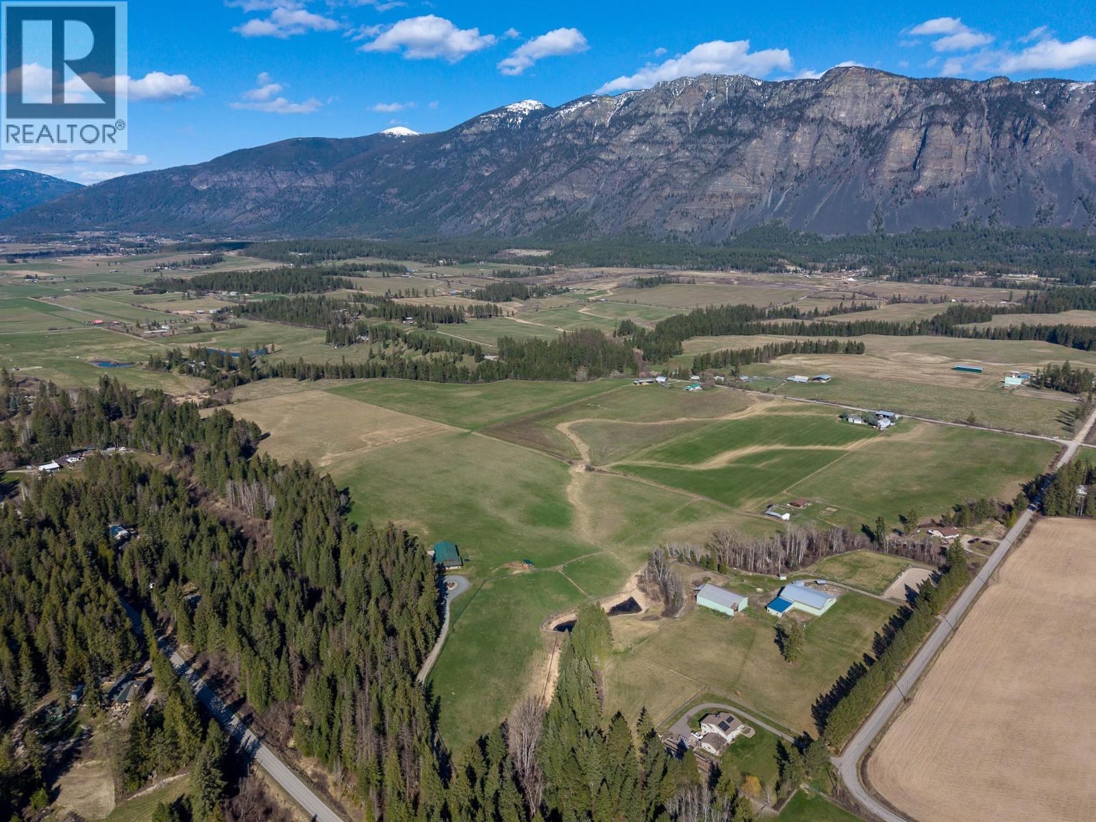 819 & 822 Sinclair Road, Creston, British Columbia  V0B 1G2 - Photo 55 - 10382022