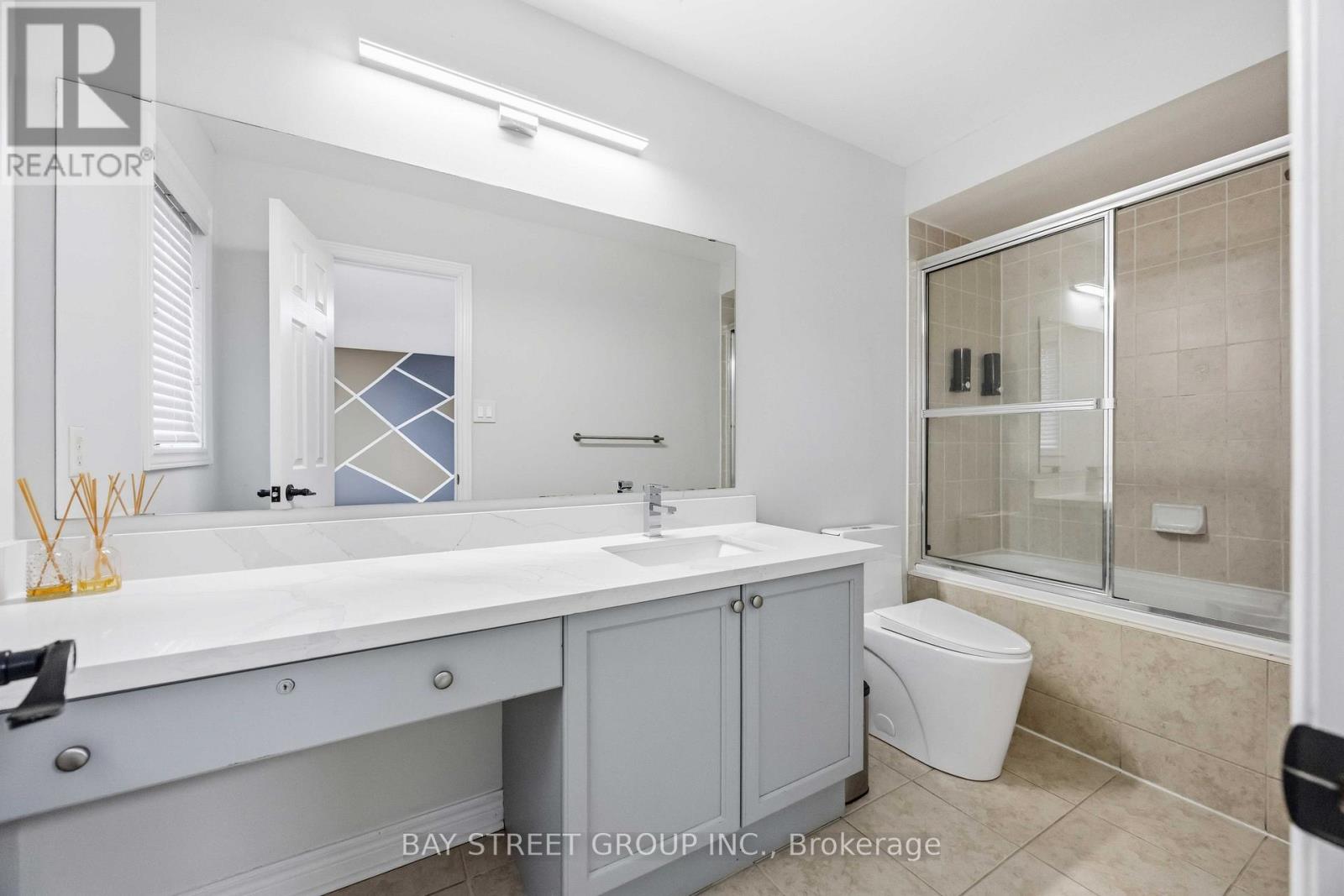 5 Tottenham Court, Markham, Ontario  L6B 1H5 - Photo 22 - N12956506