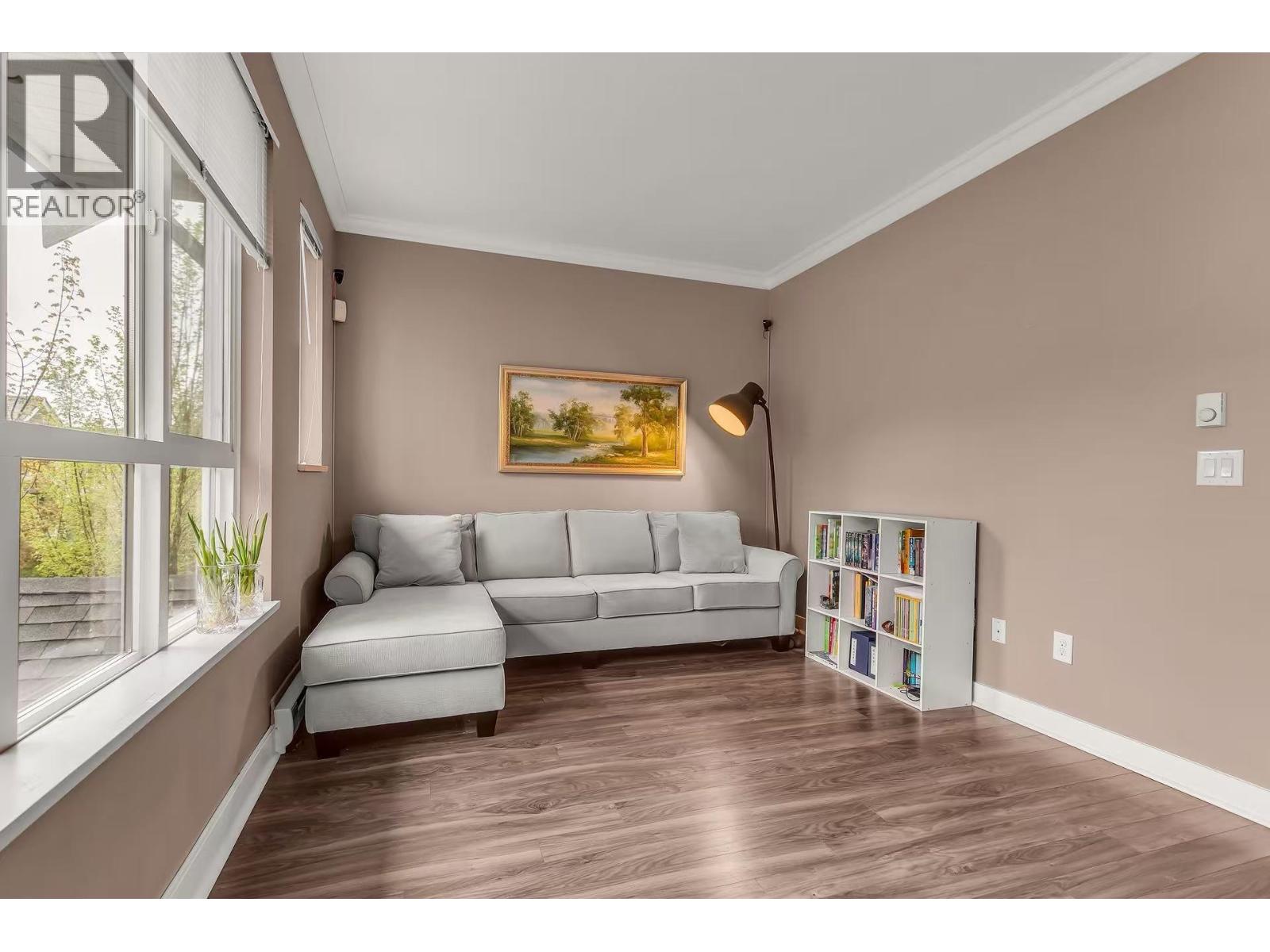 110 1460 Southvview St., Coquitlam, British Columbia  V3E 0G6 - Photo 4 - R3106967