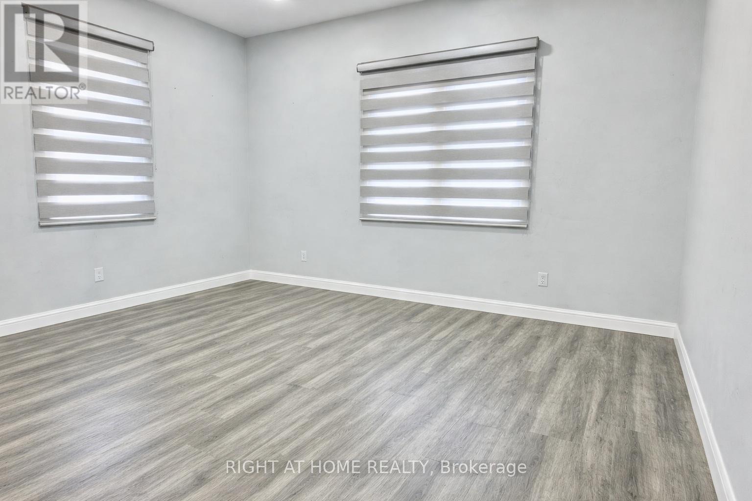 252 Robinson Street, Norfolk, Ontario  N3Y 1X5 - Photo 12 - X12958240