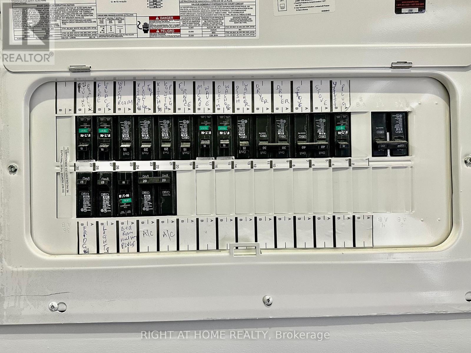 252 Robinson Street, Norfolk, Ontario  N3Y 1X5 - Photo 35 - X12958240