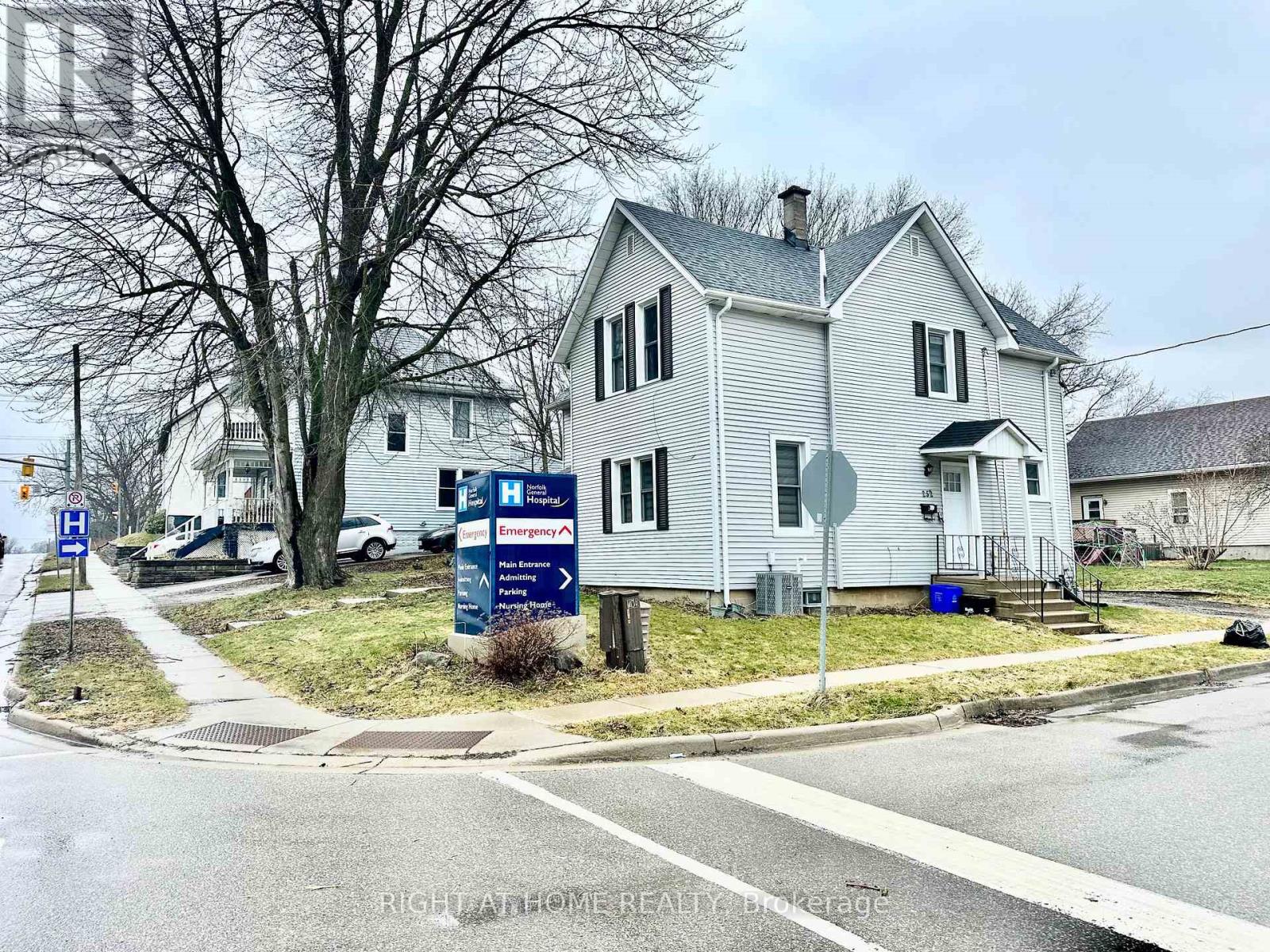 252 Robinson Street, Norfolk, Ontario  N3Y 1X5 - Photo 6 - X12958240