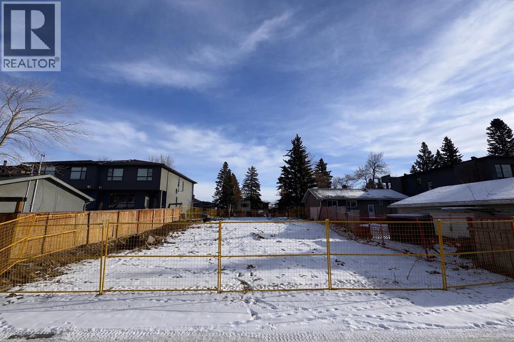 3711 41 Street SW, Calgary, Alberta  T3E 3L6 - Photo 2 - A2284958