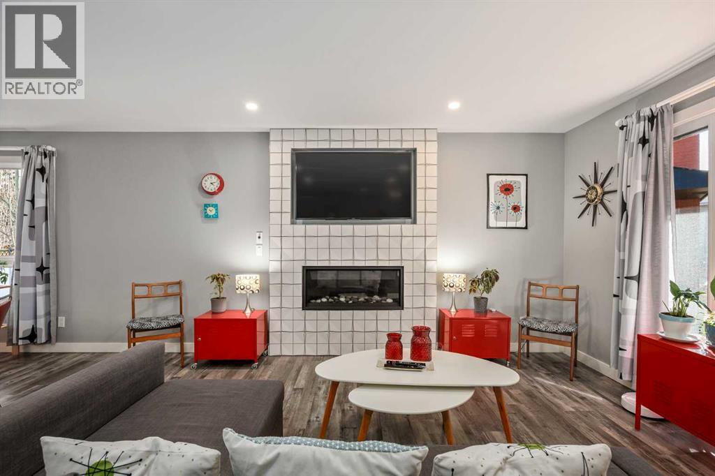 224 Cedarbrae Crescent SW, Calgary, Alberta  T2W 1Y4 - Photo 7 - A2295154