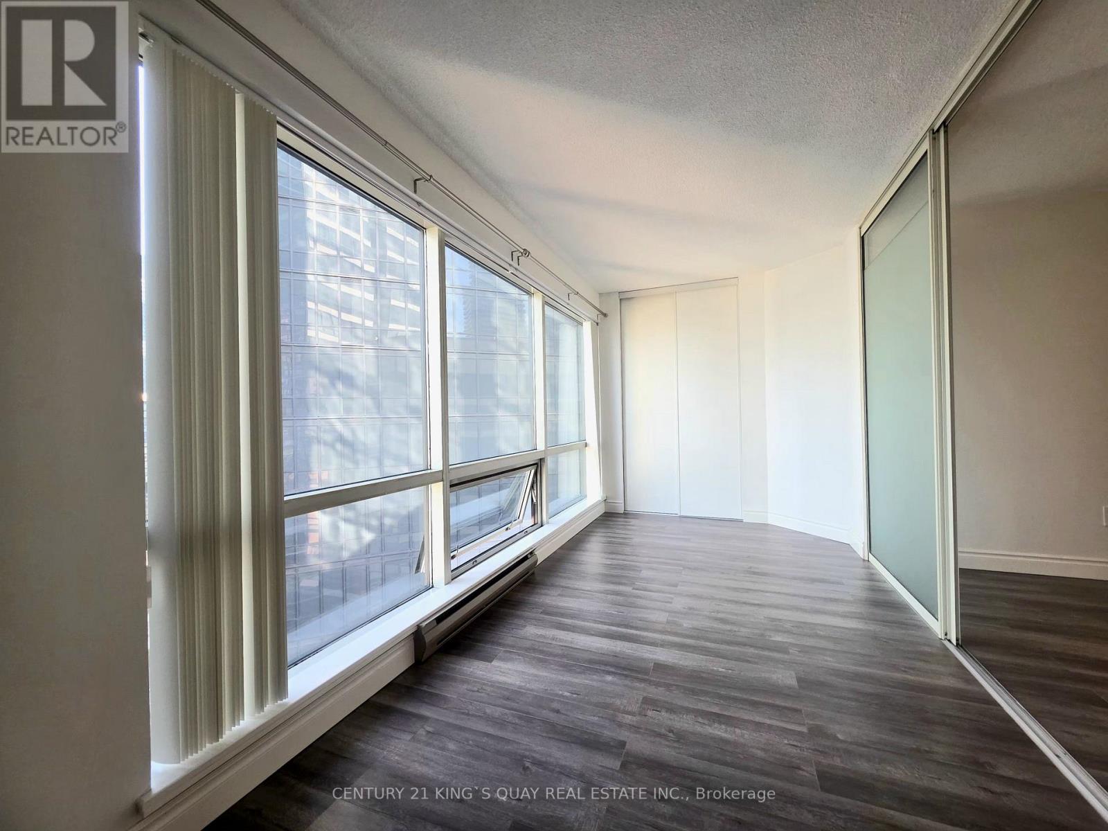 2513 - 1001 Bay Street, Toronto, Ontario  M5S 3A6 - Photo 6 - C12941902