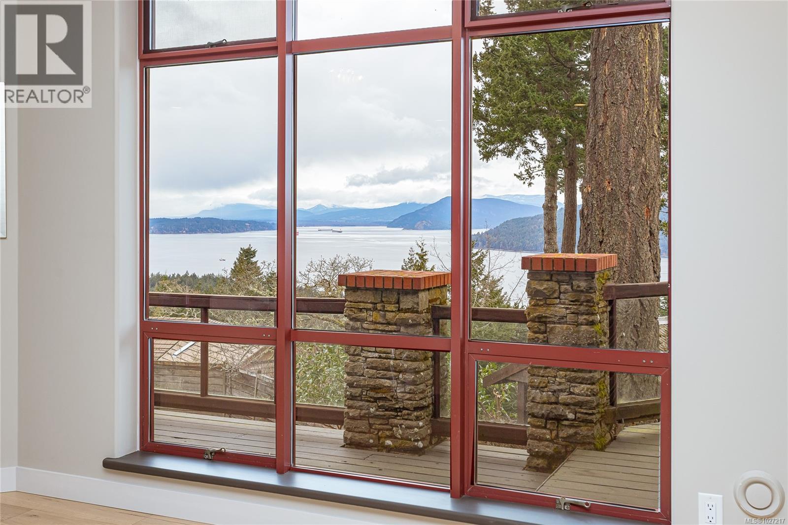 1126 Highview Pl, North Saanich, British Columbia  V8L 5J9 - Photo 13 - 1027217