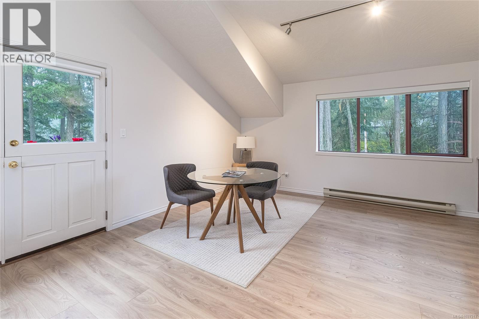 1126 Highview Pl, North Saanich, British Columbia  V8L 5J9 - Photo 58 - 1027217