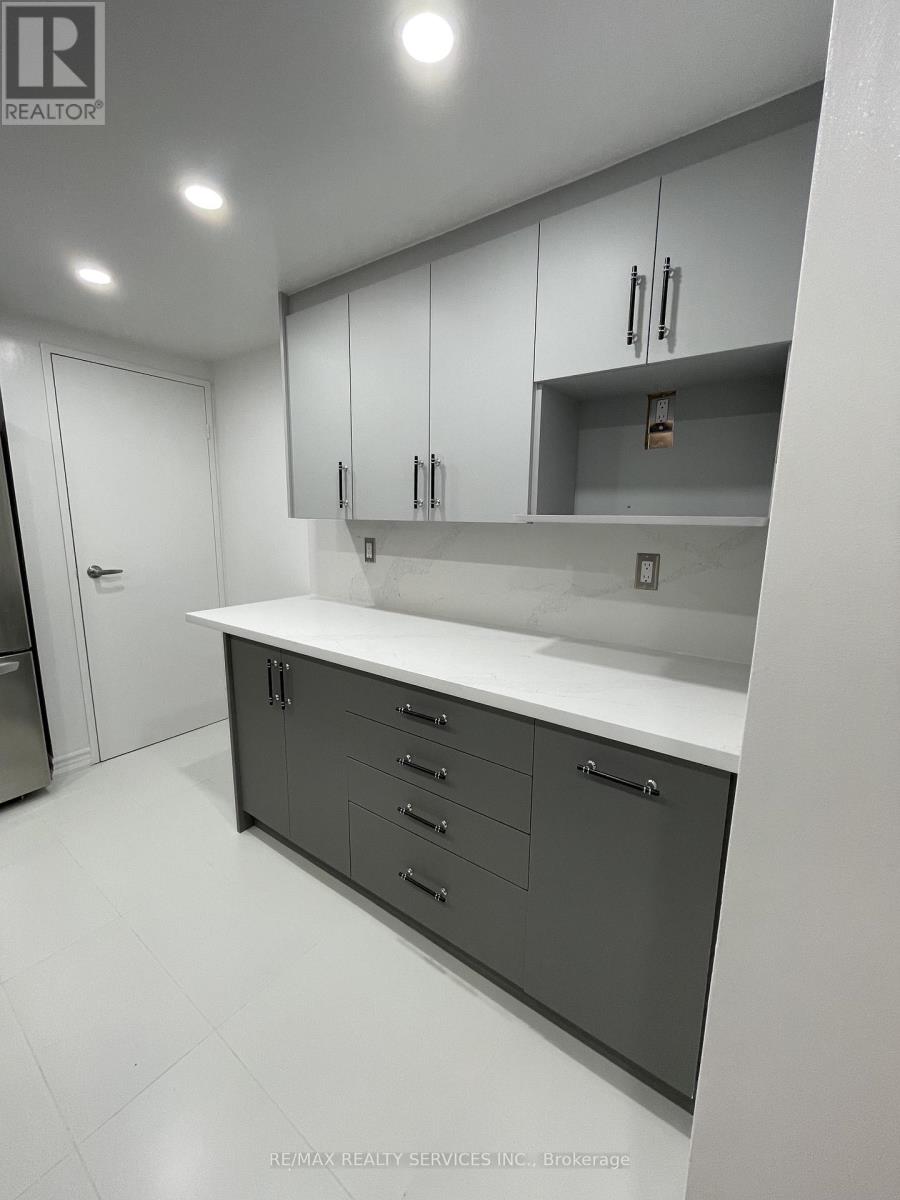 207 - 5785 Yonge Street, Toronto, Ontario  M2M 4J2 - Photo 9 - C12957780