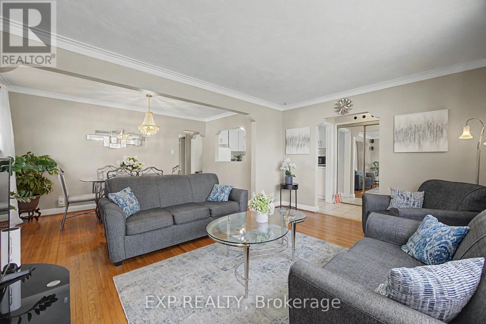 43 Yorkshire Road, Toronto, Ontario  M1K 3B7 - Photo 7 - E12958162