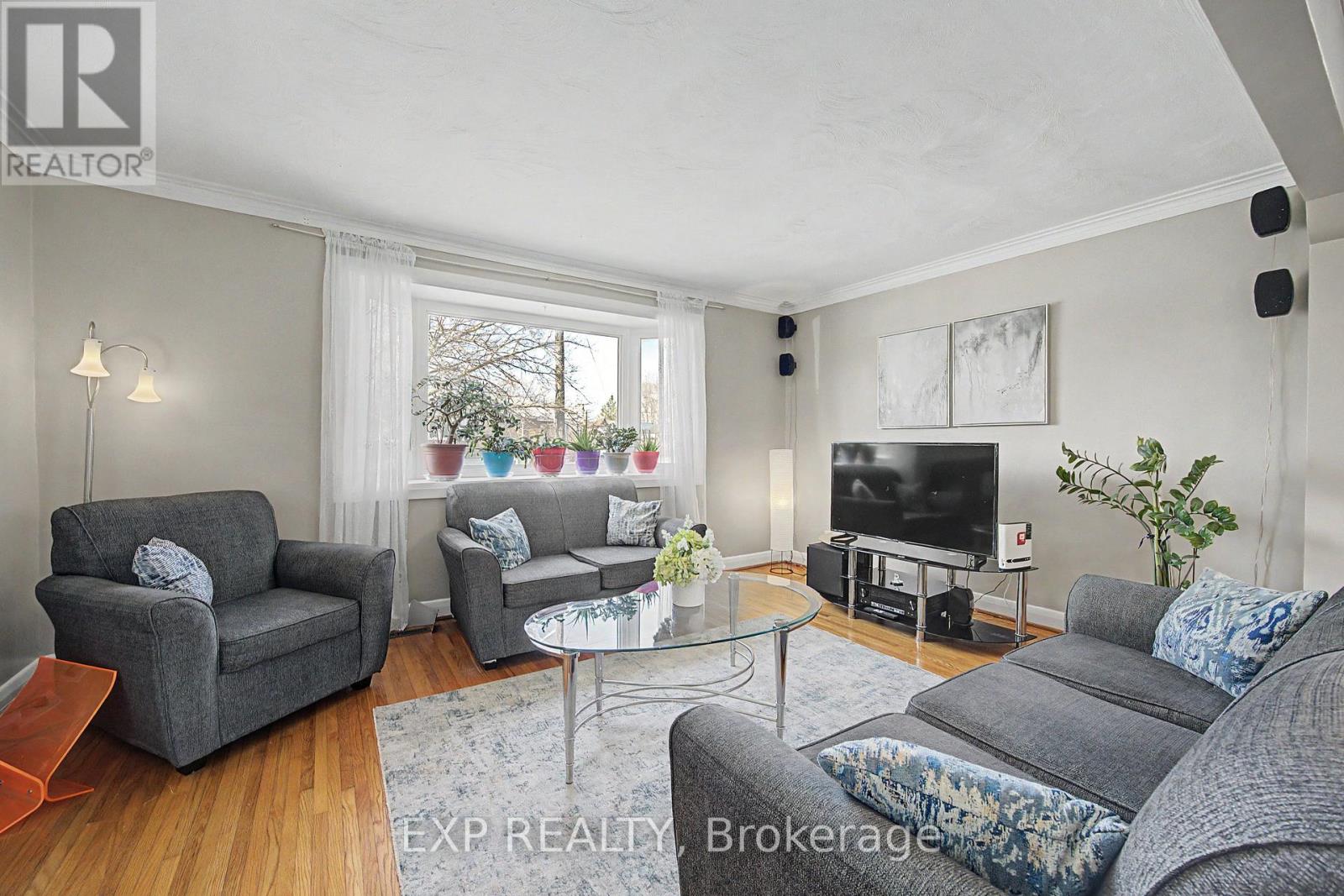 43 Yorkshire Road, Toronto, Ontario  M1K 3B7 - Photo 6 - E12958162