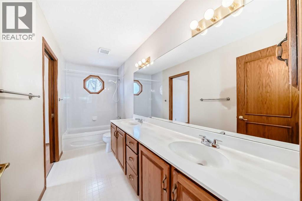 27 Suncanyon Park Se, Calgary, Alberta  T2X 2Z2 - Photo 34 - A2292171