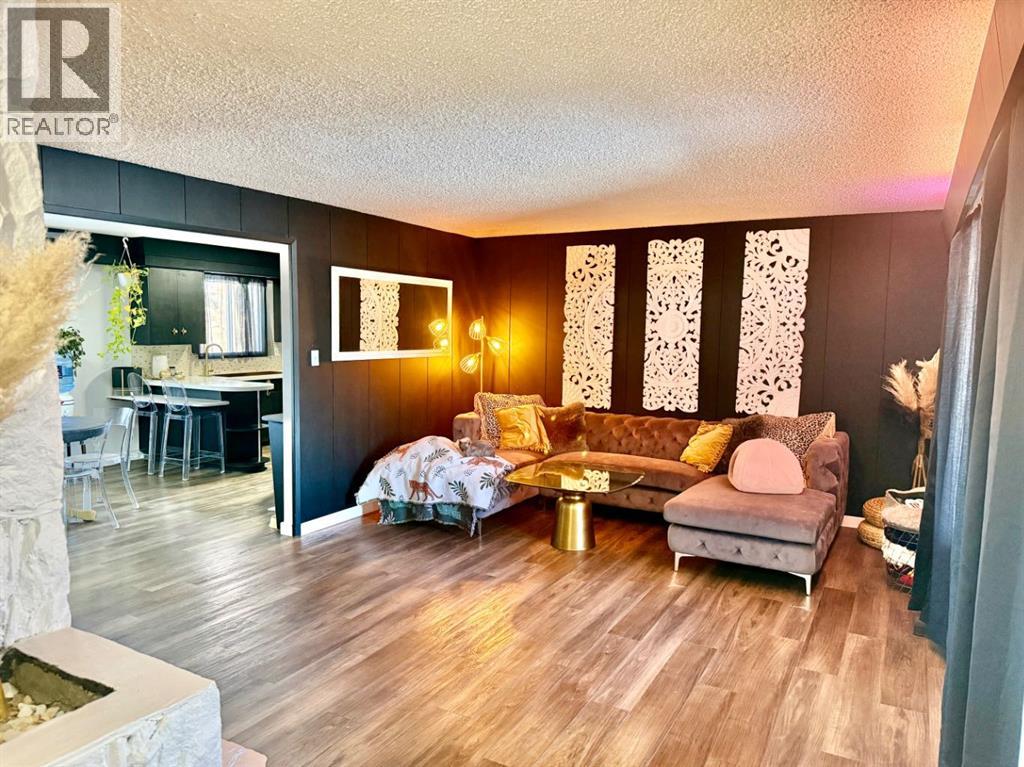 10132 105 Street, Lac La Biche, Alberta  T0A 2C0 - Photo 4 - A2271498