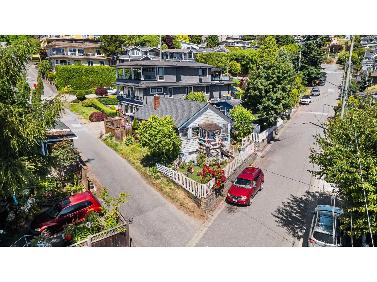 931 Finlay Street, White Rock, British Columbia  V4B 4K5 - Photo 5 - R3021732