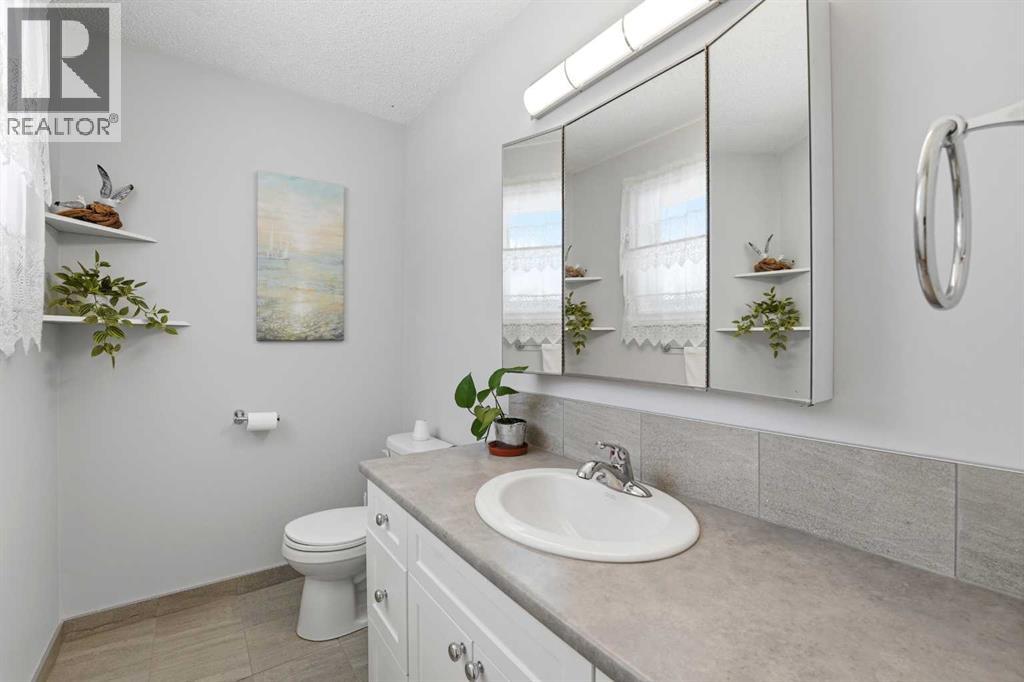 26 Westwood Drive, Didsbury, Alberta  T0M 0W0 - Photo 33 - A2298305