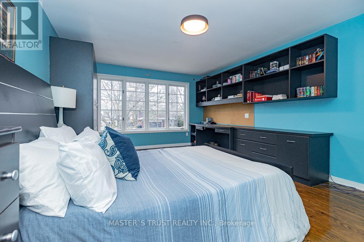 153 Banbury Road, Toronto, Ontario  M3B 2L7 - Photo 11 - C12958272