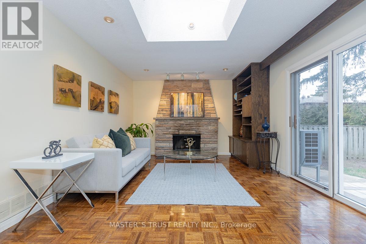 153 Banbury Road, Toronto, Ontario  M3B 2L7 - Photo 20 - C12958272