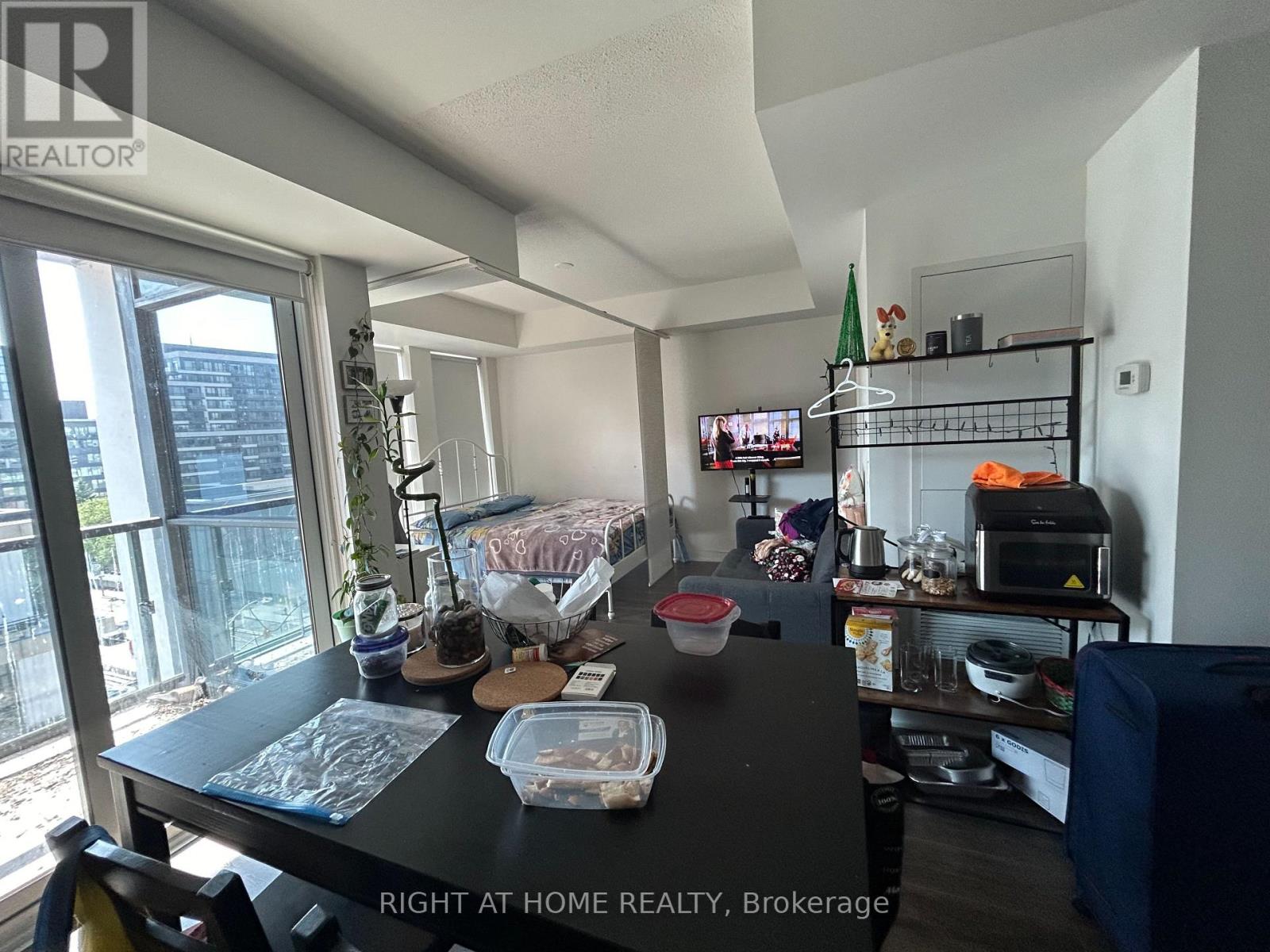 714 - 170 Sumach Street, Toronto, Ontario  M5A 0C3 - Photo 4 - C12958276