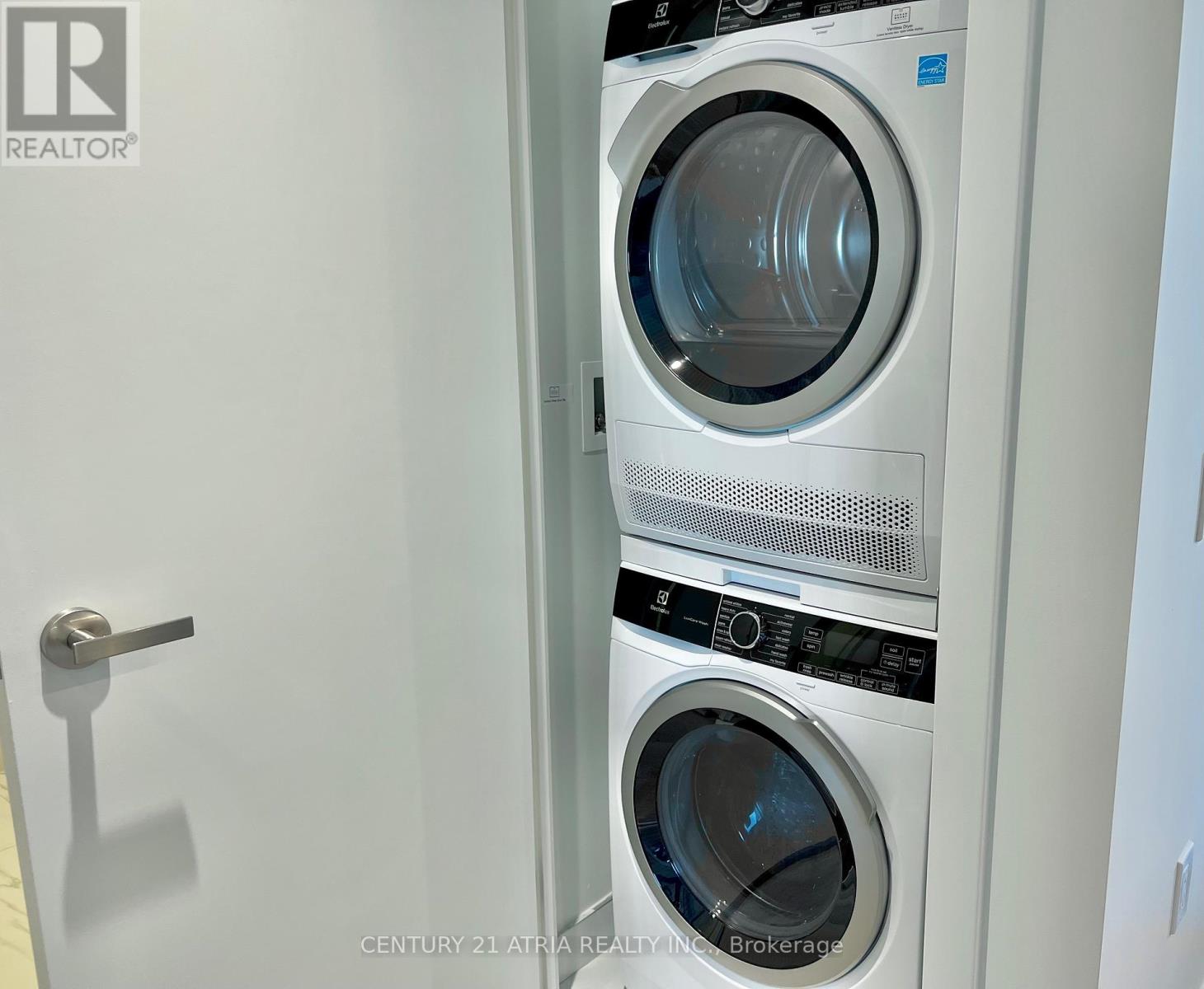 2515 - 55 Cooper Street, Toronto, Ontario  M5E 0G1 - Photo 13 - C12958282