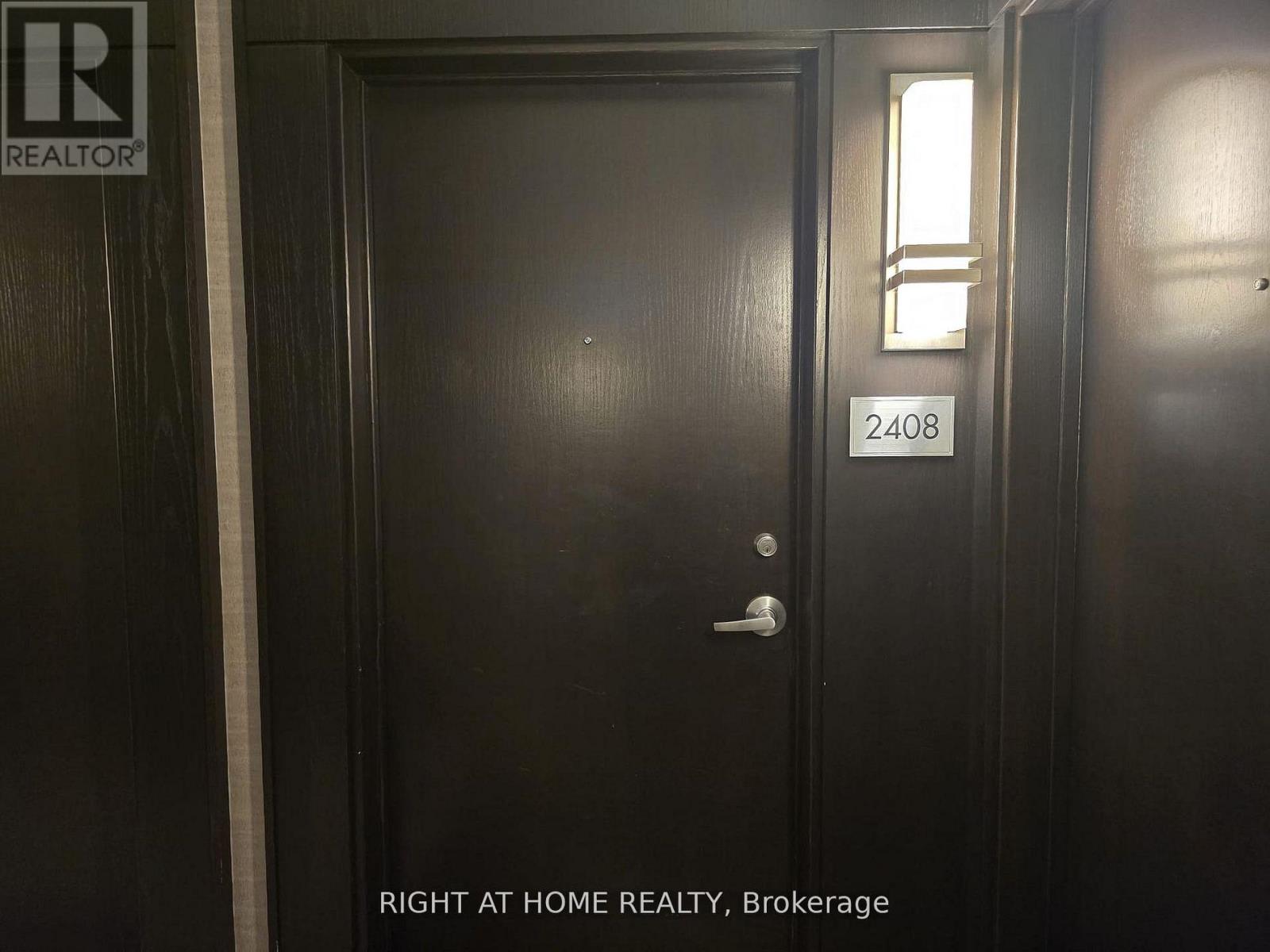 2408 - 208 Queens Quay W, Toronto, Ontario  M5J 2Y5 - Photo 6 - C12958300