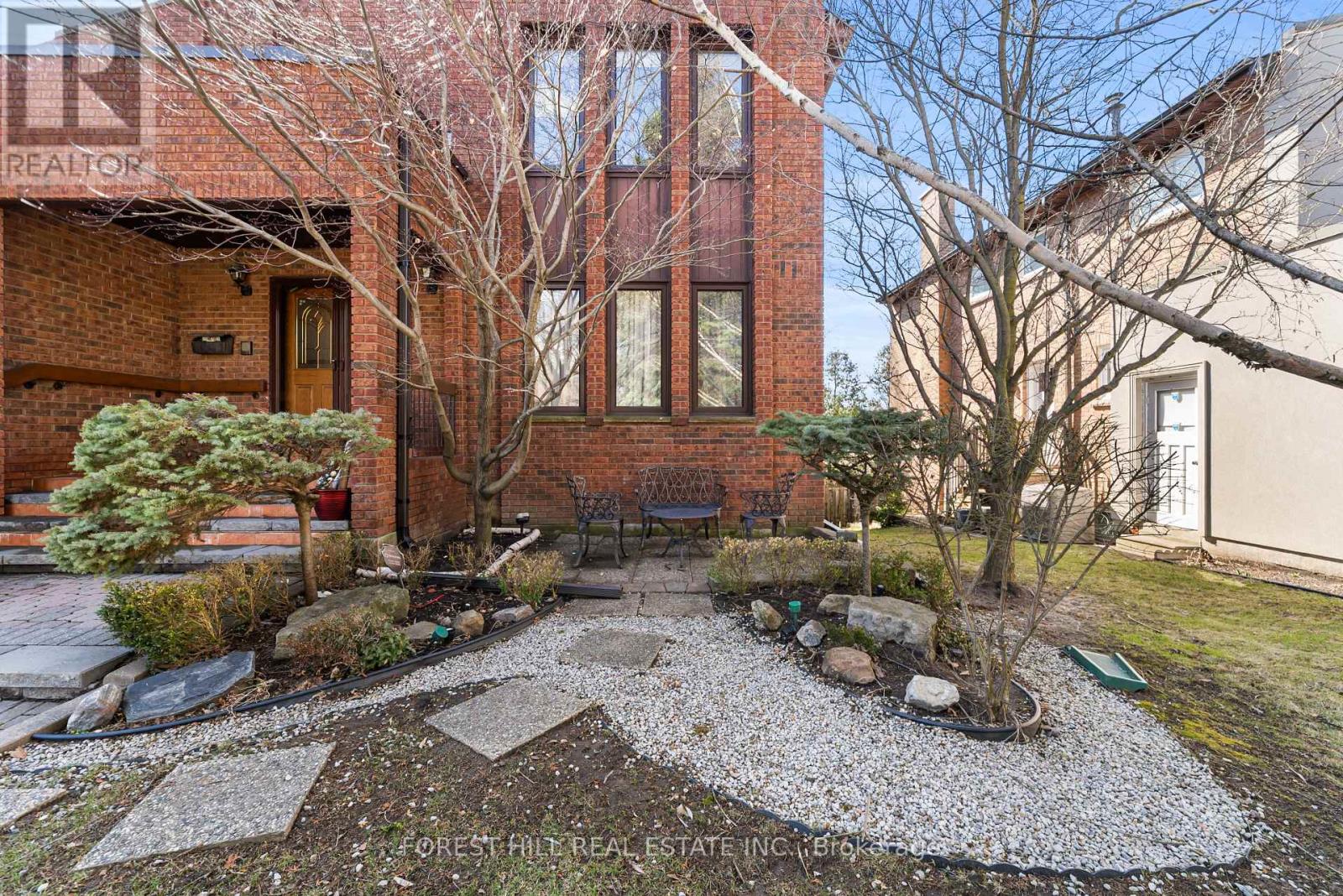 73 Garnier Court, Toronto, Ontario  M2M 4C8 - Photo 3 - C12958314