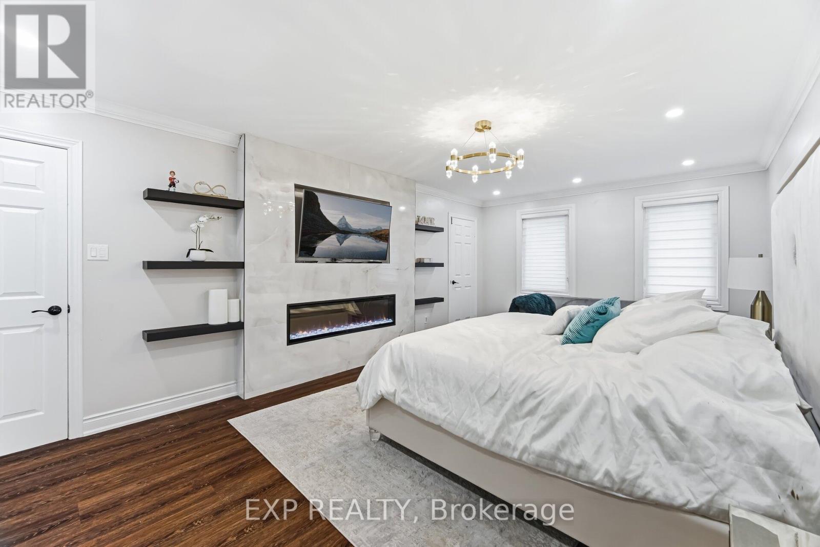 265 Wycliffe Avenue, Vaughan, Ontario  L4L 3N7 - Photo 21 - N12958296