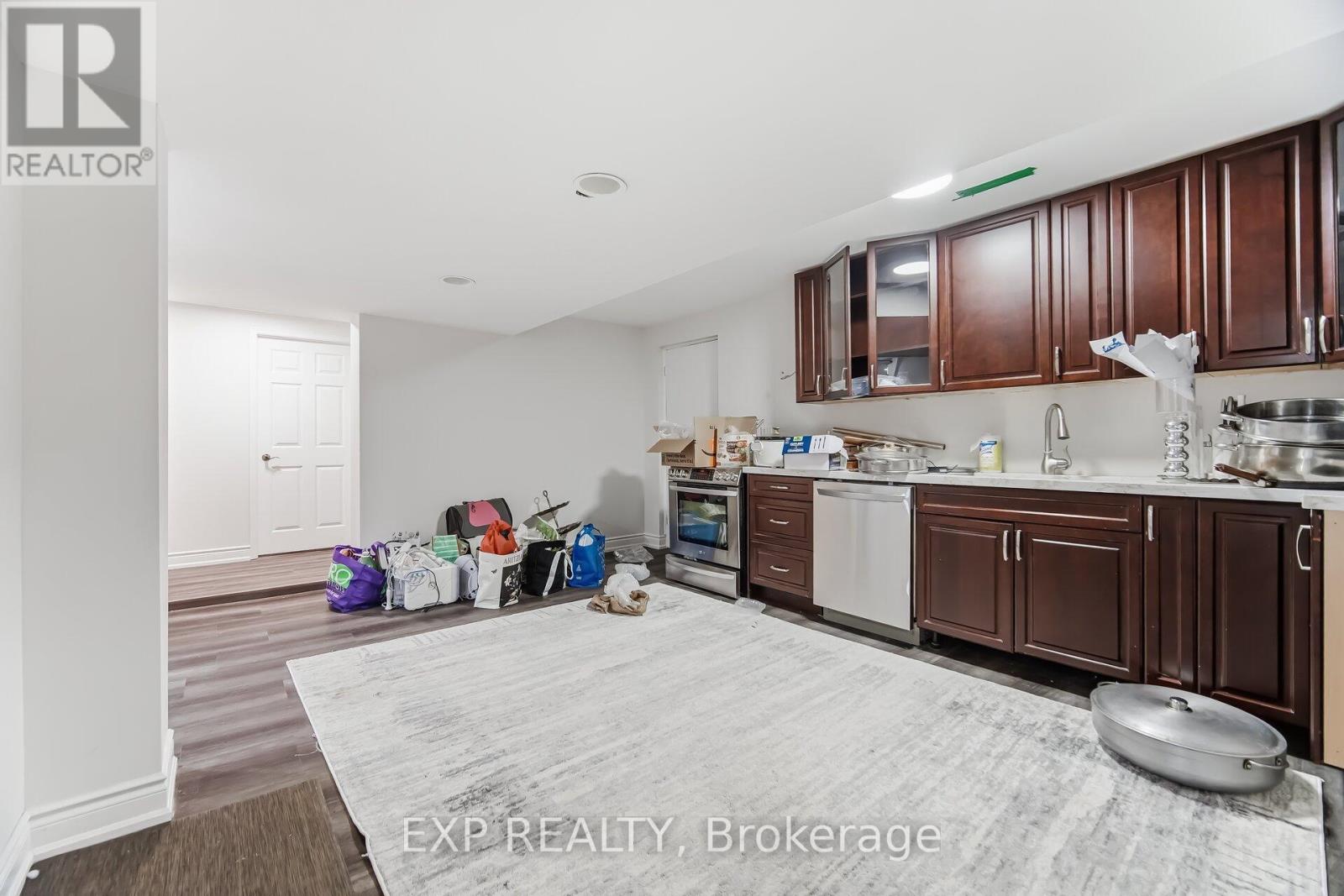 265 Wycliffe Avenue, Vaughan, Ontario  L4L 3N7 - Photo 38 - N12958296