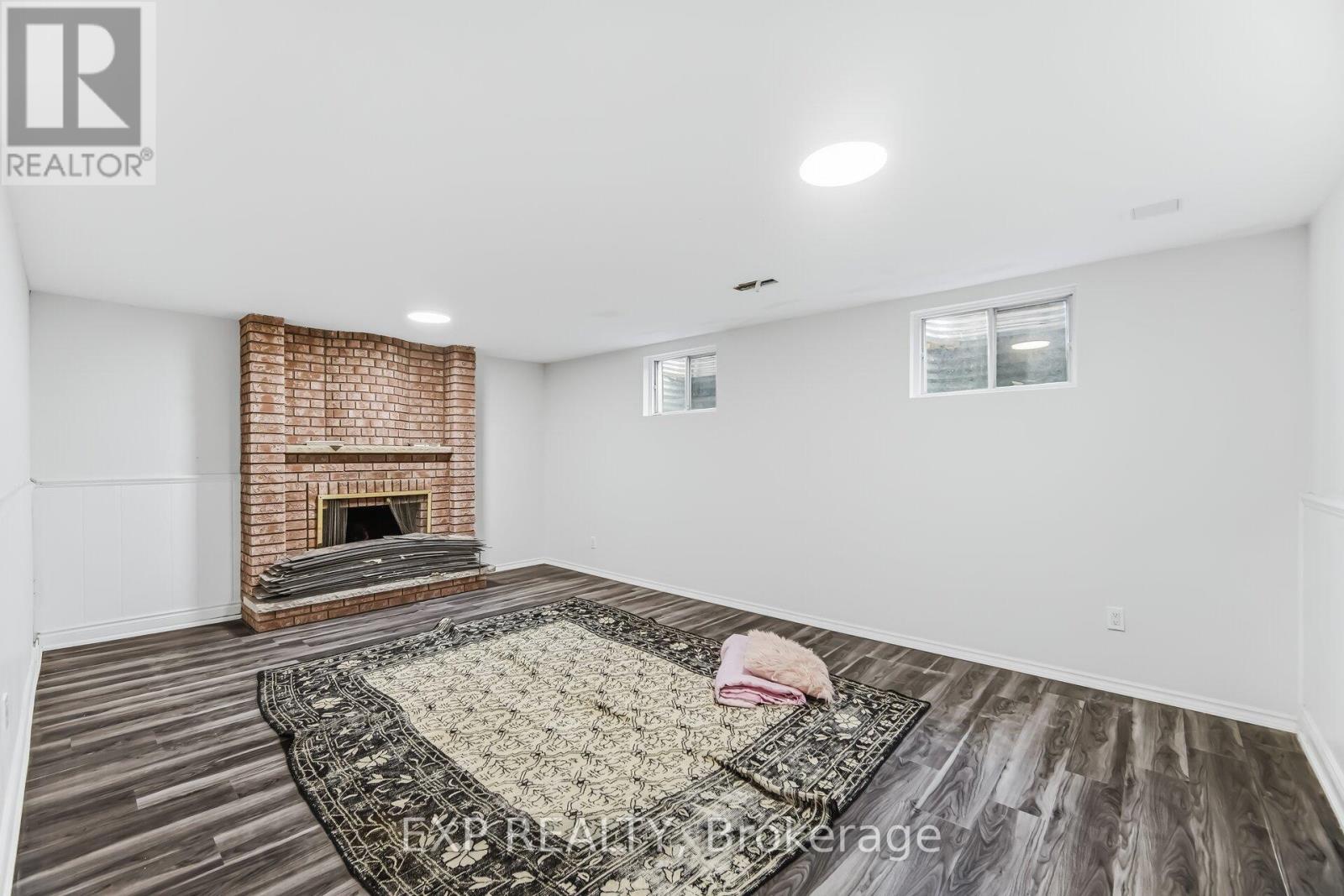 265 Wycliffe Avenue, Vaughan, Ontario  L4L 3N7 - Photo 40 - N12958296