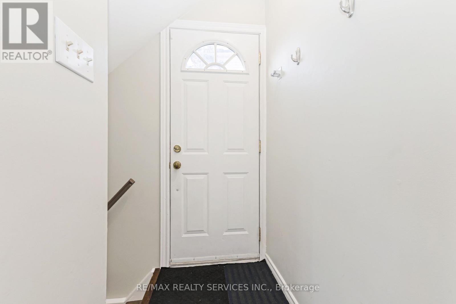 86 Glenmore Crescent, Brampton, Ontario  L6S 1H8 - Photo 28 - W12956858