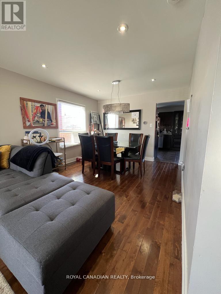 29 Jay Street, Brampton, Ontario  L6Z 3V9 - Photo 10 - W12958294