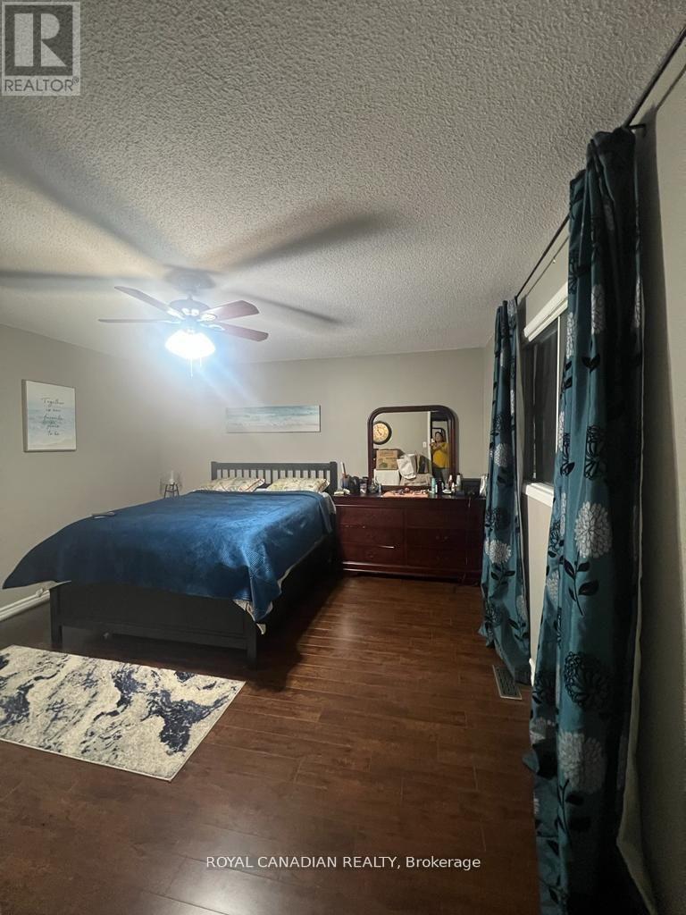 29 Jay Street, Brampton, Ontario  L6Z 3V9 - Photo 6 - W12958294