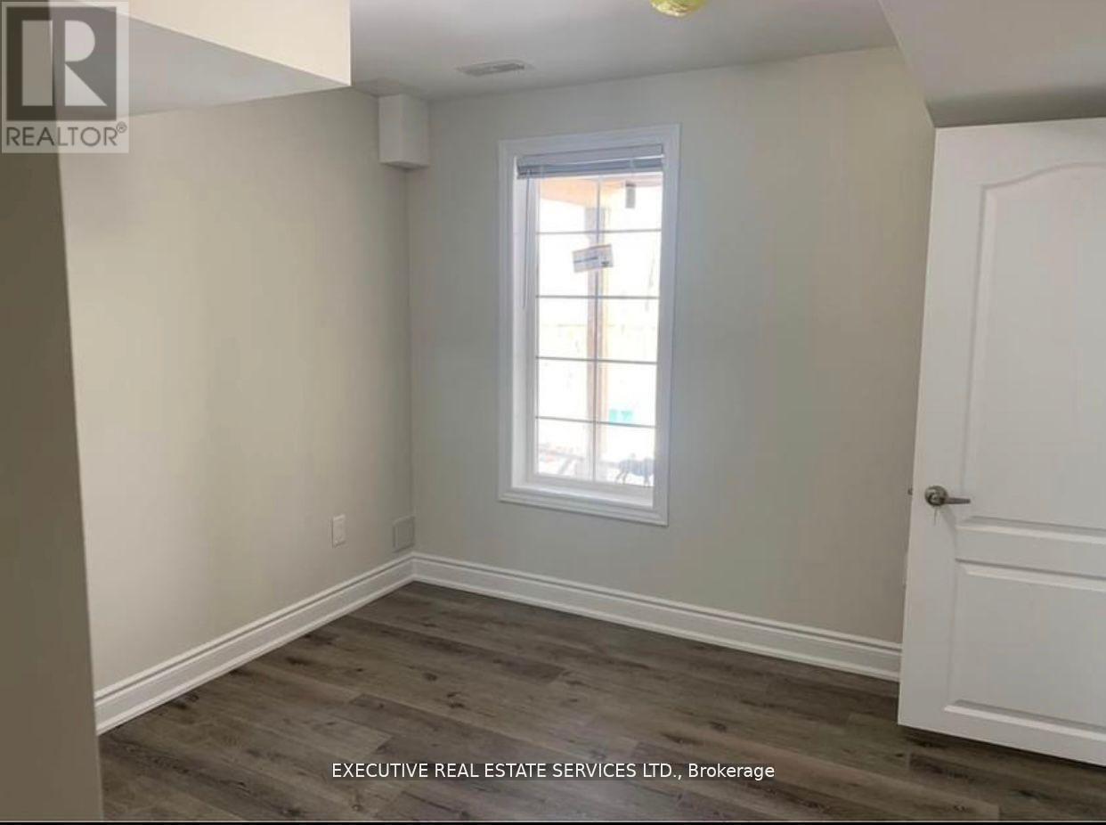 Lower - 39 Stoneylake Avenue, Brampton, Ontario  L6V 4R1 - Photo 7 - W12958302