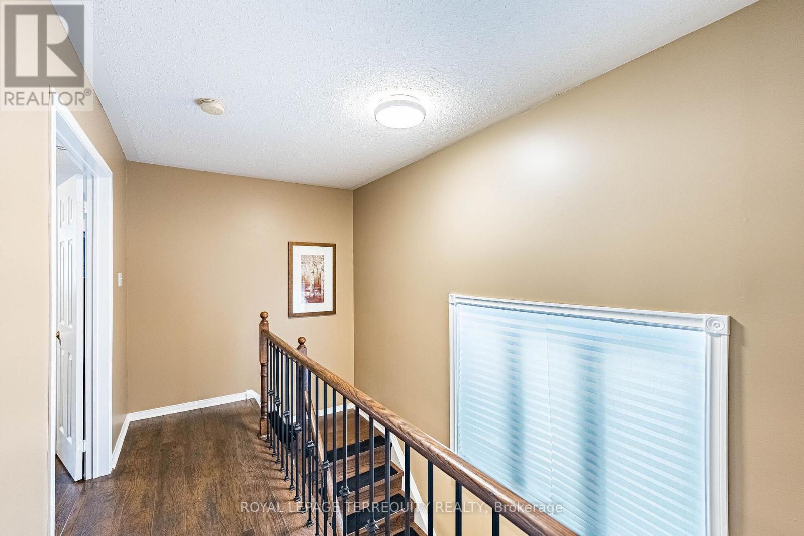 6039 Castlegrove Court, Mississauga, Ontario  L5N 7A8 - Photo 21 - W12958308