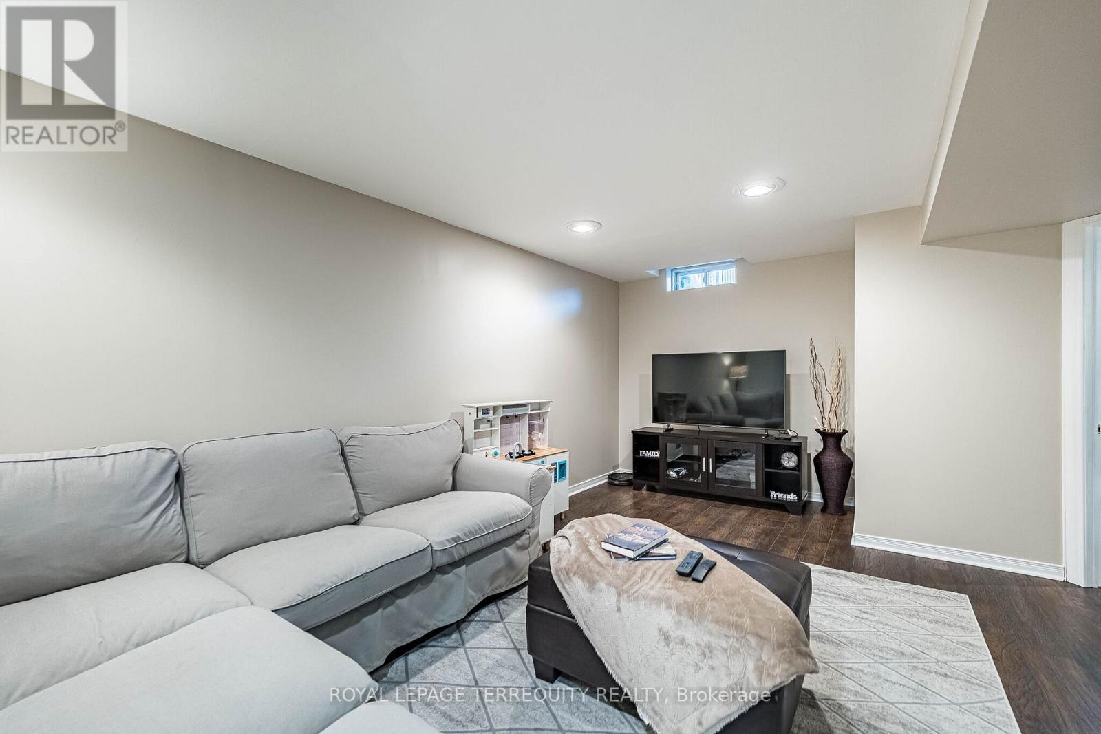 6039 Castlegrove Court, Mississauga, Ontario  L5N 7A8 - Photo 36 - W12958308