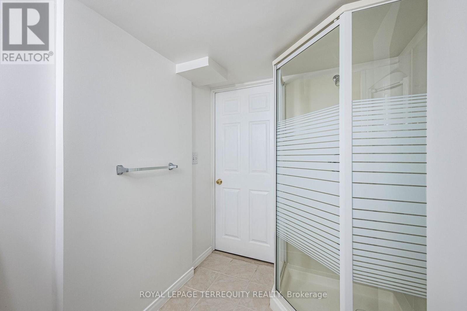 6039 Castlegrove Court, Mississauga, Ontario  L5N 7A8 - Photo 41 - W12958308