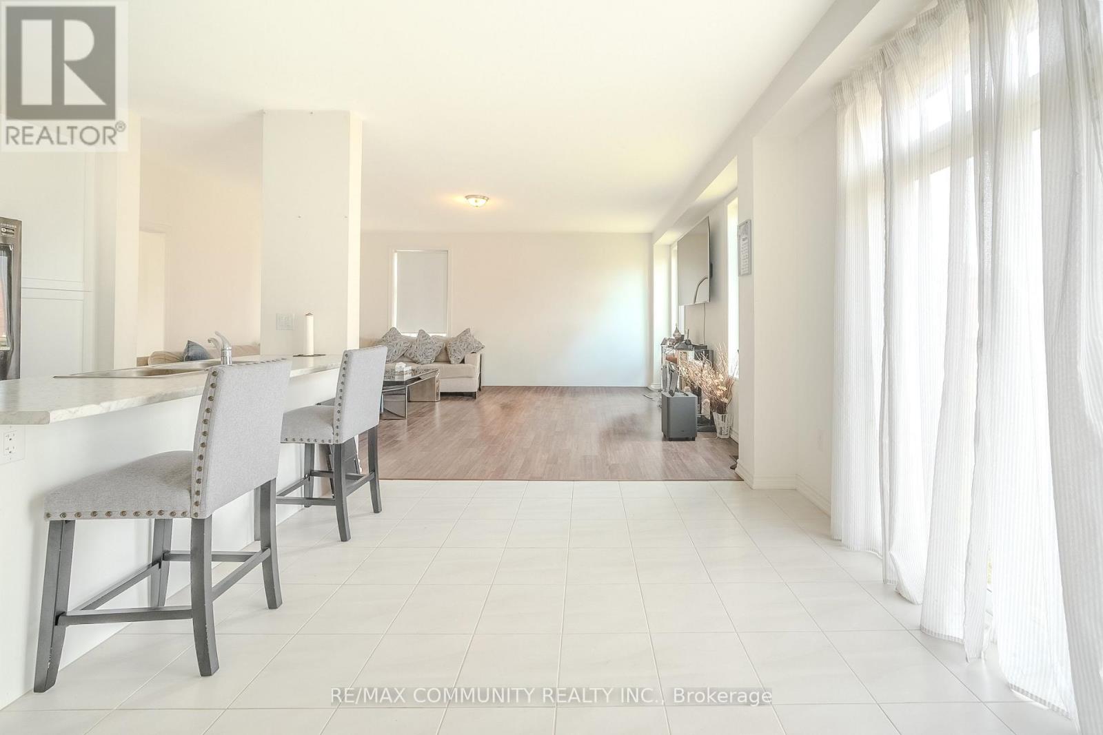 1450 Sharon Drive, Fort Erie, Ontario  L2A 0C8 - Photo 12 - X12958312