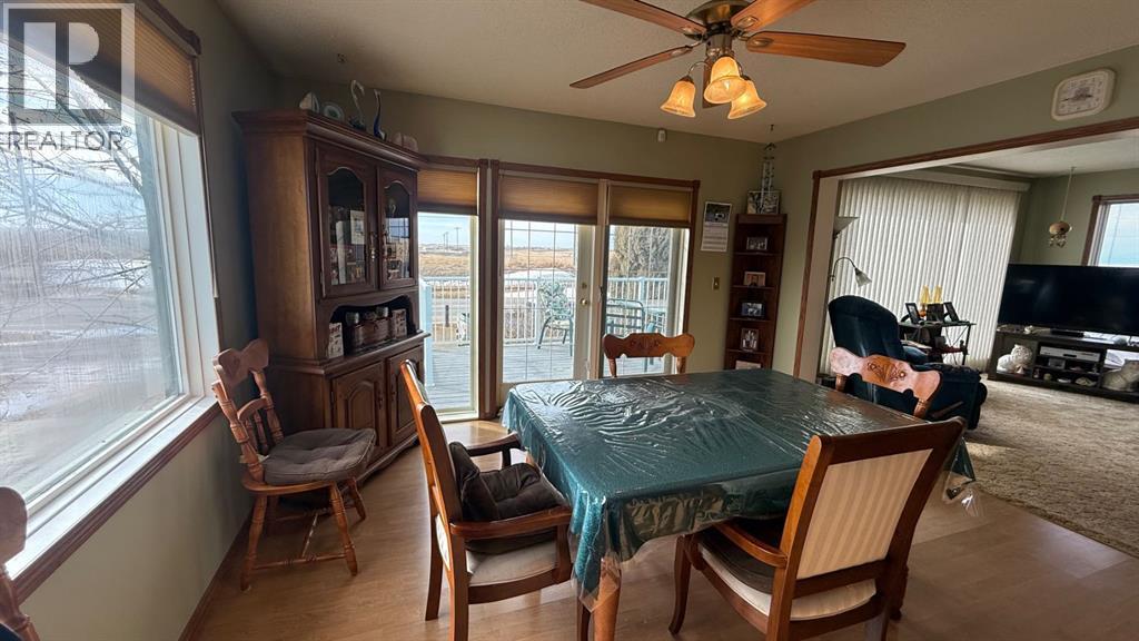 607 9 Avenue W, Hanna, Alberta  T0J 1P0 - Photo 10 - A2295234