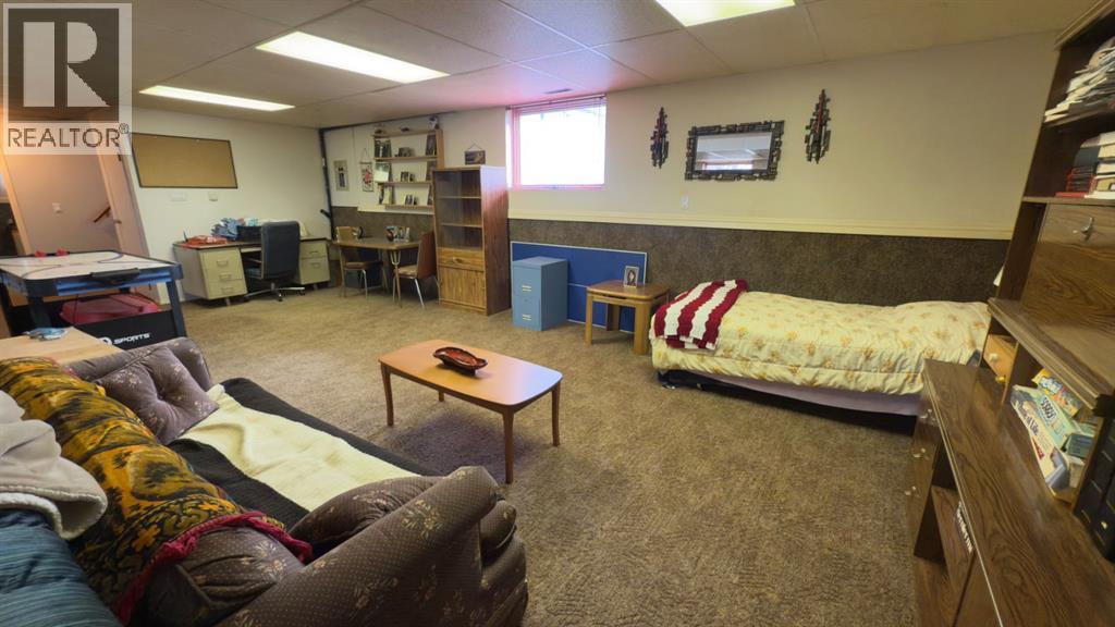 607 9 Avenue W, Hanna, Alberta  T0J 1P0 - Photo 29 - A2295234