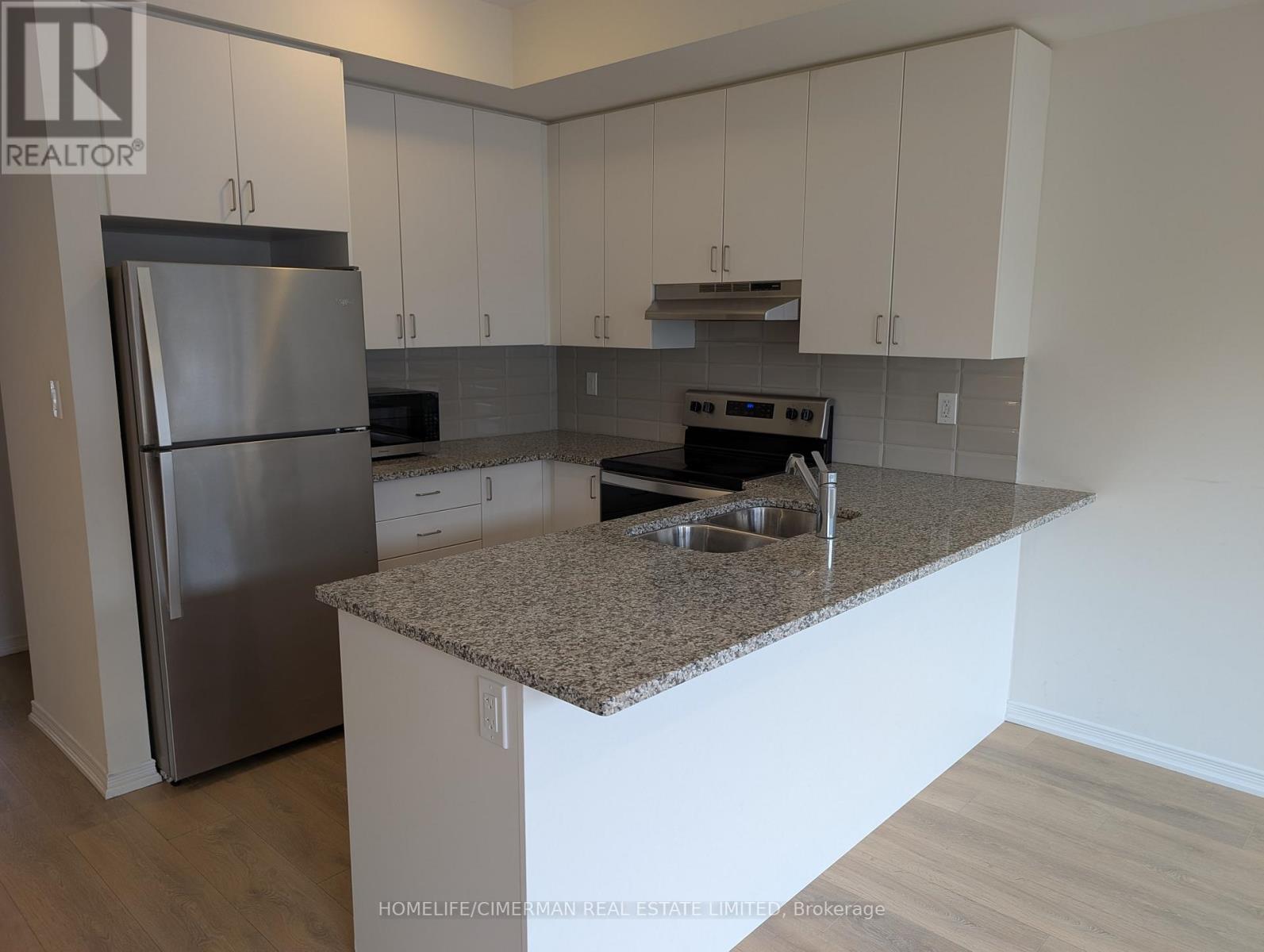 85 Danzatore Path, Oshawa, Ontario  L1L 0P9 - Photo 6 - E12957090